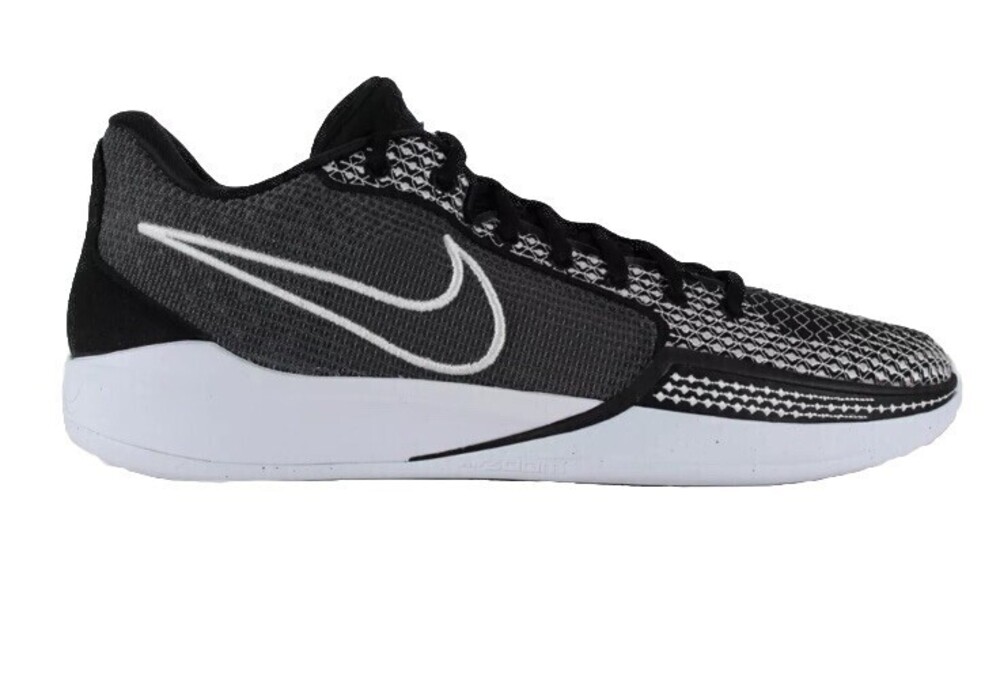 Men's Size 9 Nike Sabrina 1 TB Promo Black White FQ3837-001 Women's 10.5